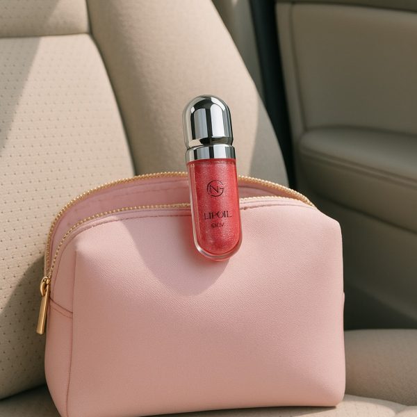 Glam lip oil